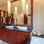 Master bathroom at Baan Fah Sai, a 4 bedroom private villa located in Samui Beach Village, Koh Samui, Suratthani, Thailand